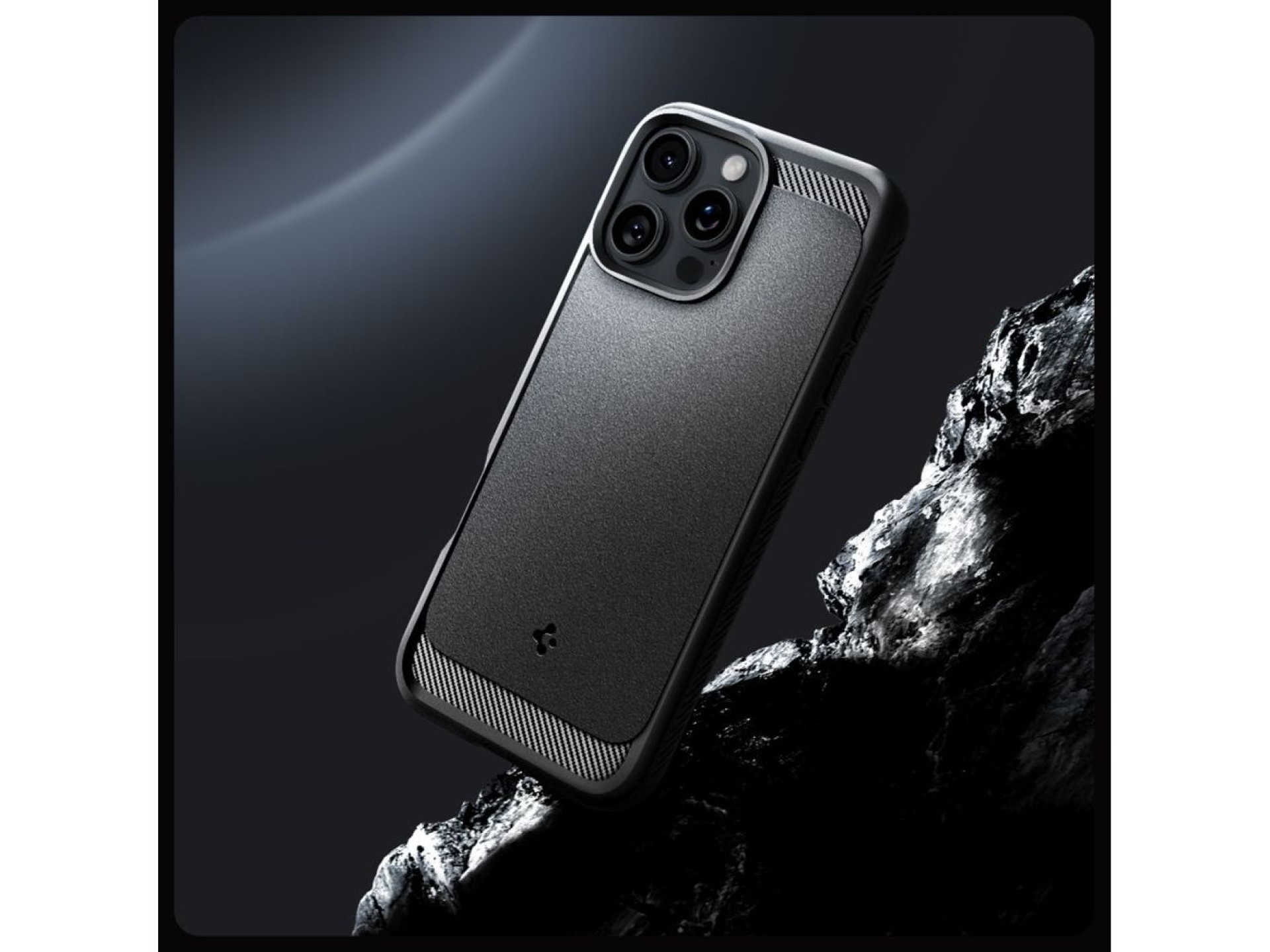 Capa Spigen Rugged Armor MagSafe para iPhone 16 Pro Max - Preta