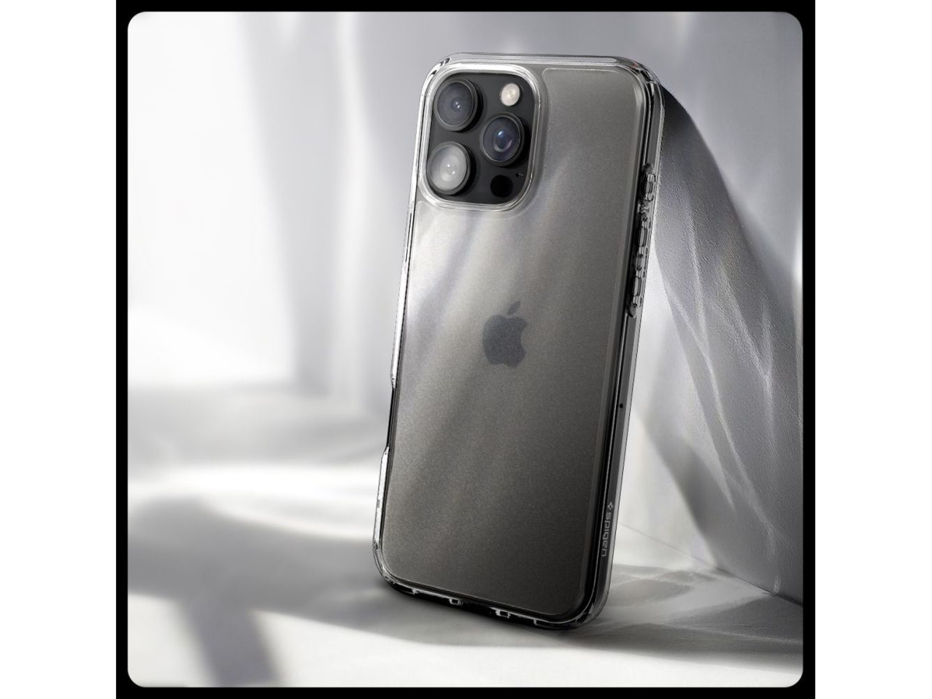 Spigen Ultra Hybrid Case for iPhone 16 Pro Max - Clear