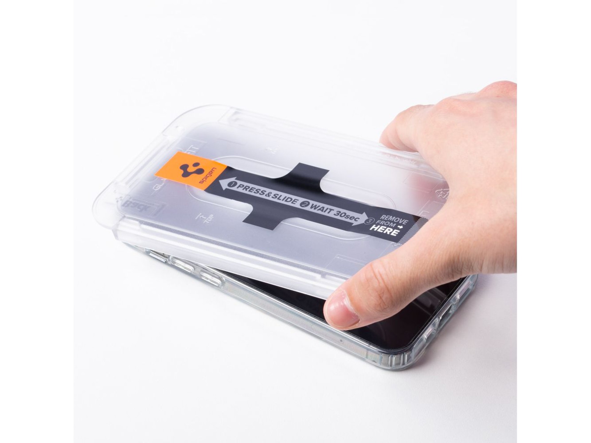 Protector de pantalla de vidrio templado Spigen Glas.tR EZ Fit para iPhone 14 Pro - 2 unidades.