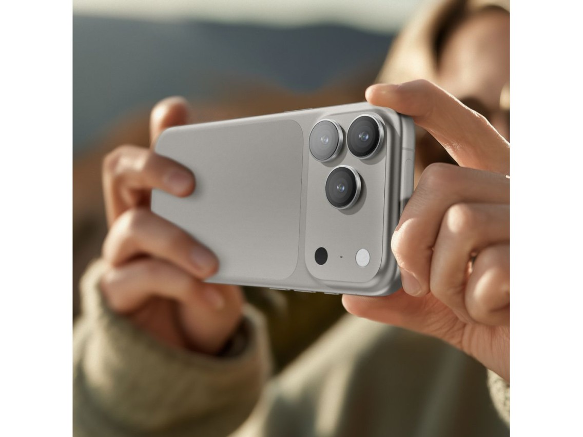 AmazingThing Sapphire Camera Glass for iPhone 17 Pro / Pro Max - with Silver Frame