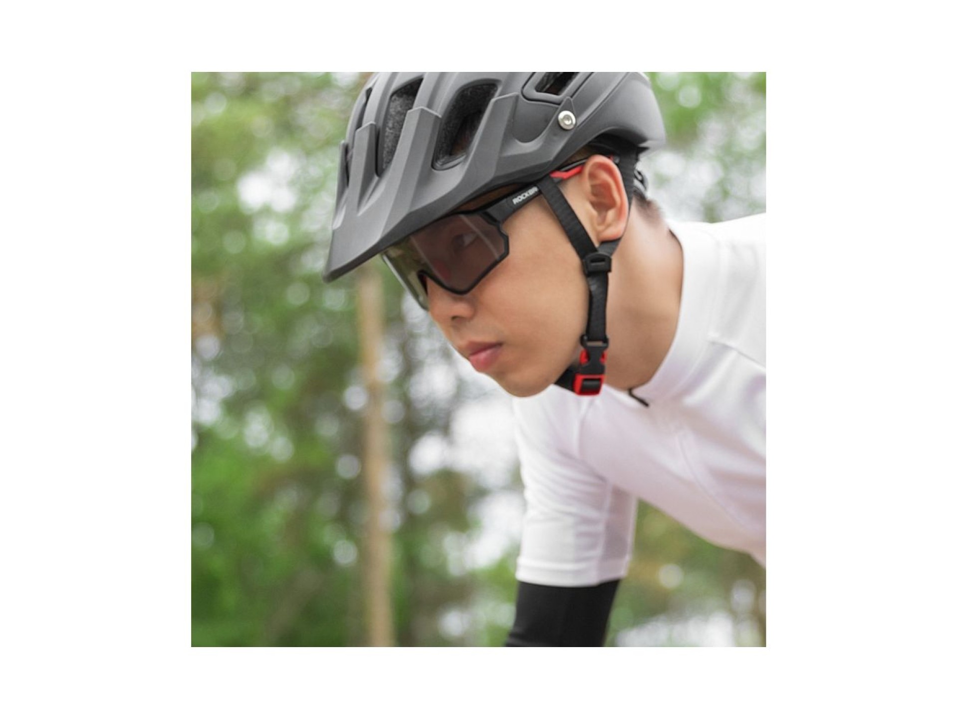 Óculos de ciclismo fotocromáticos Rockbros 10135 com proteção UV400 - preto e vermelho