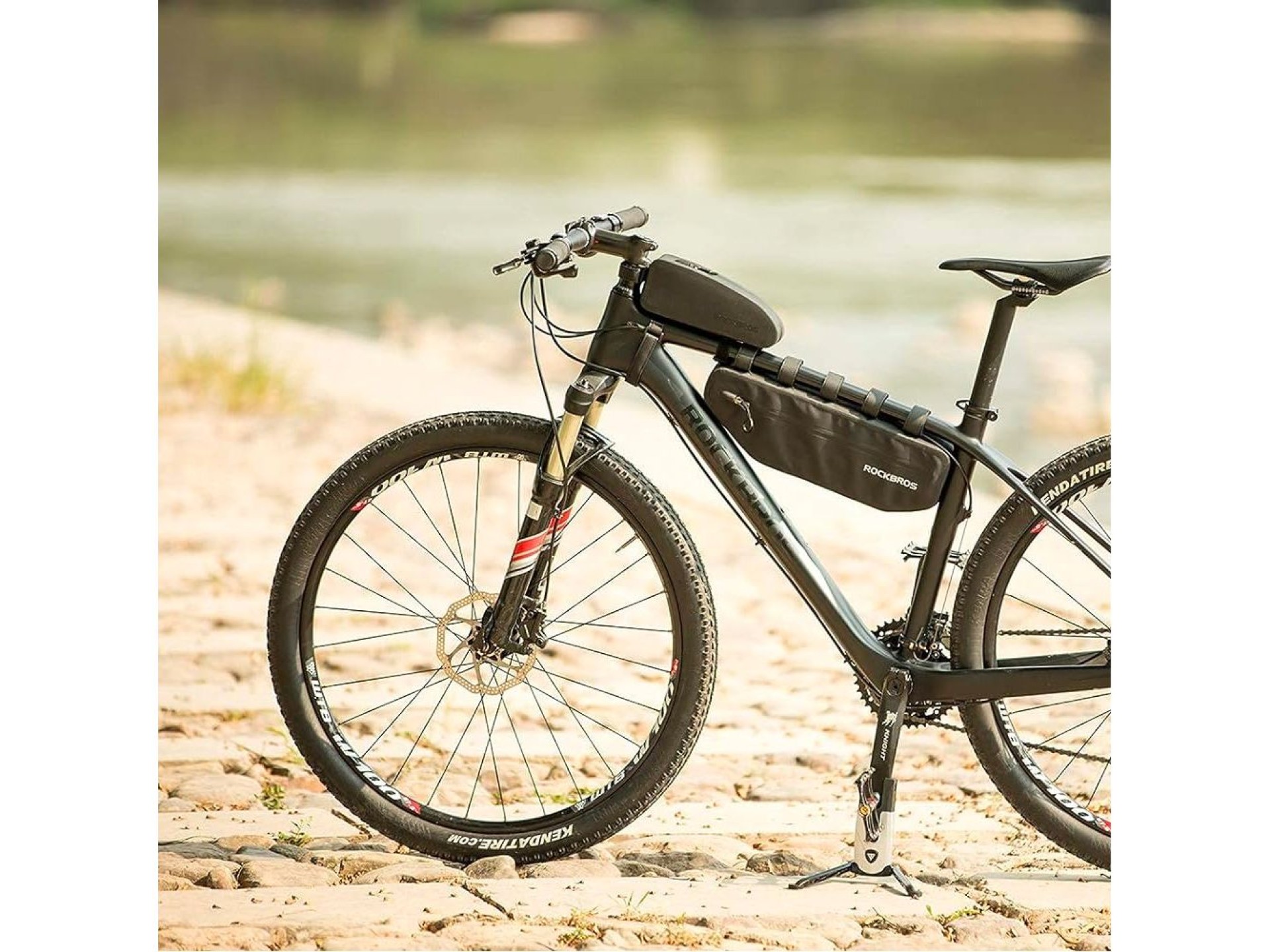 Bolsa impermeável para quadro de bicicleta Rockbros AS-019-1, 1,6 l - preta