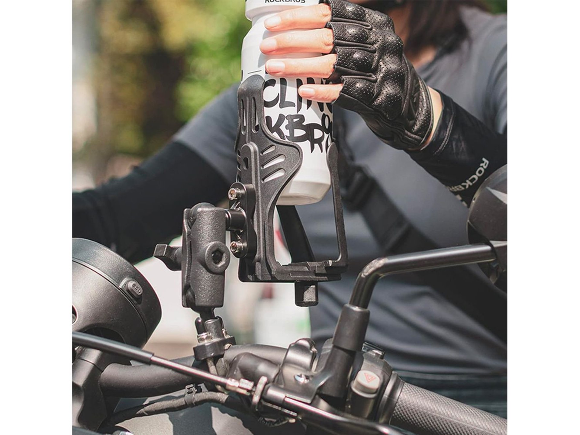 Suporte para garrafa de guidão Rockbros 31210008002 - preto