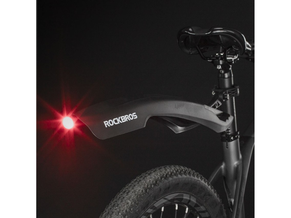 Guardabarros Rockbros DNB8001 con luz LED roja - negro