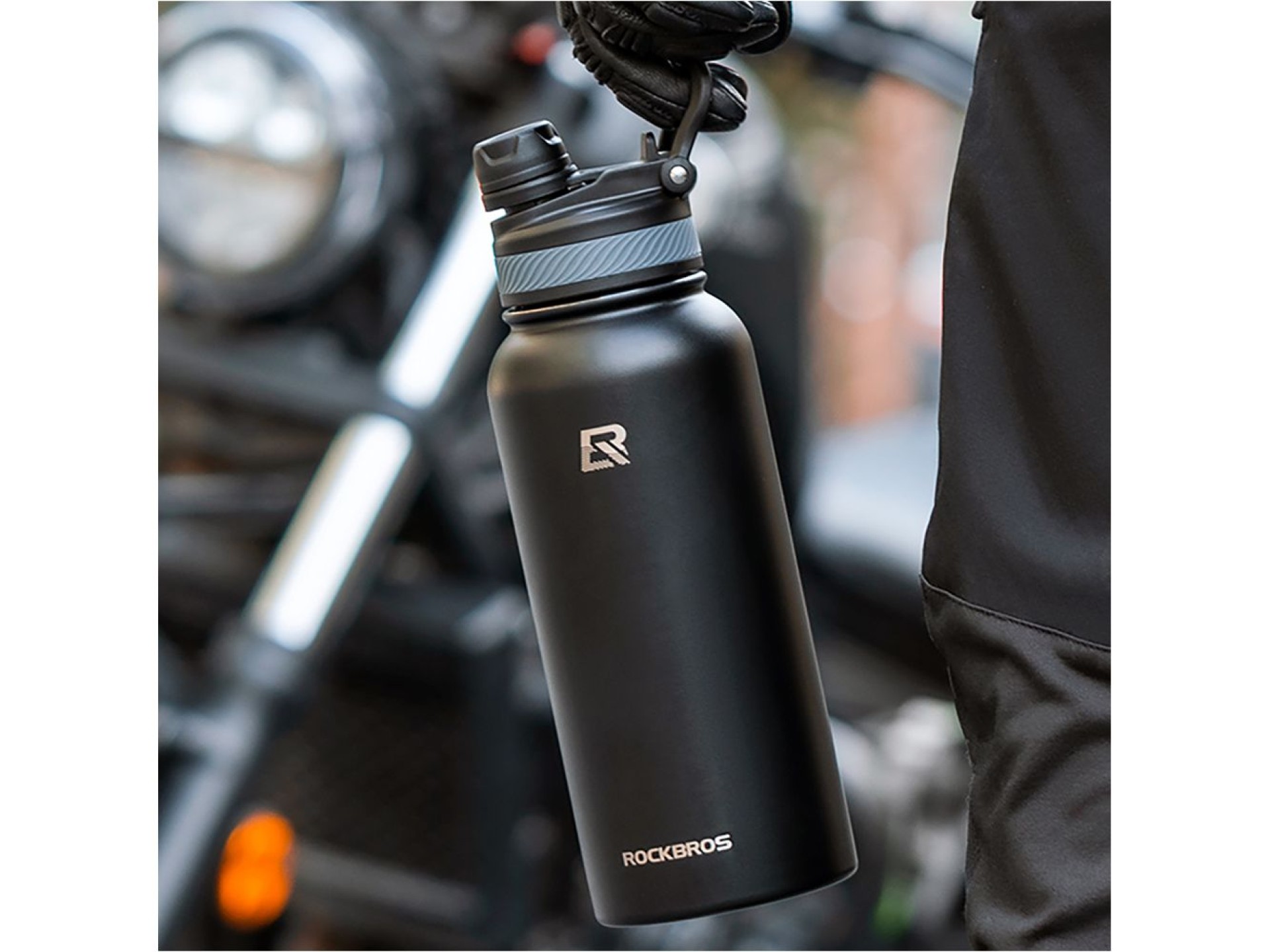 Botella térmica para bicicleta Rockbros 35210029002 para bebidas, 650 ml - negra
