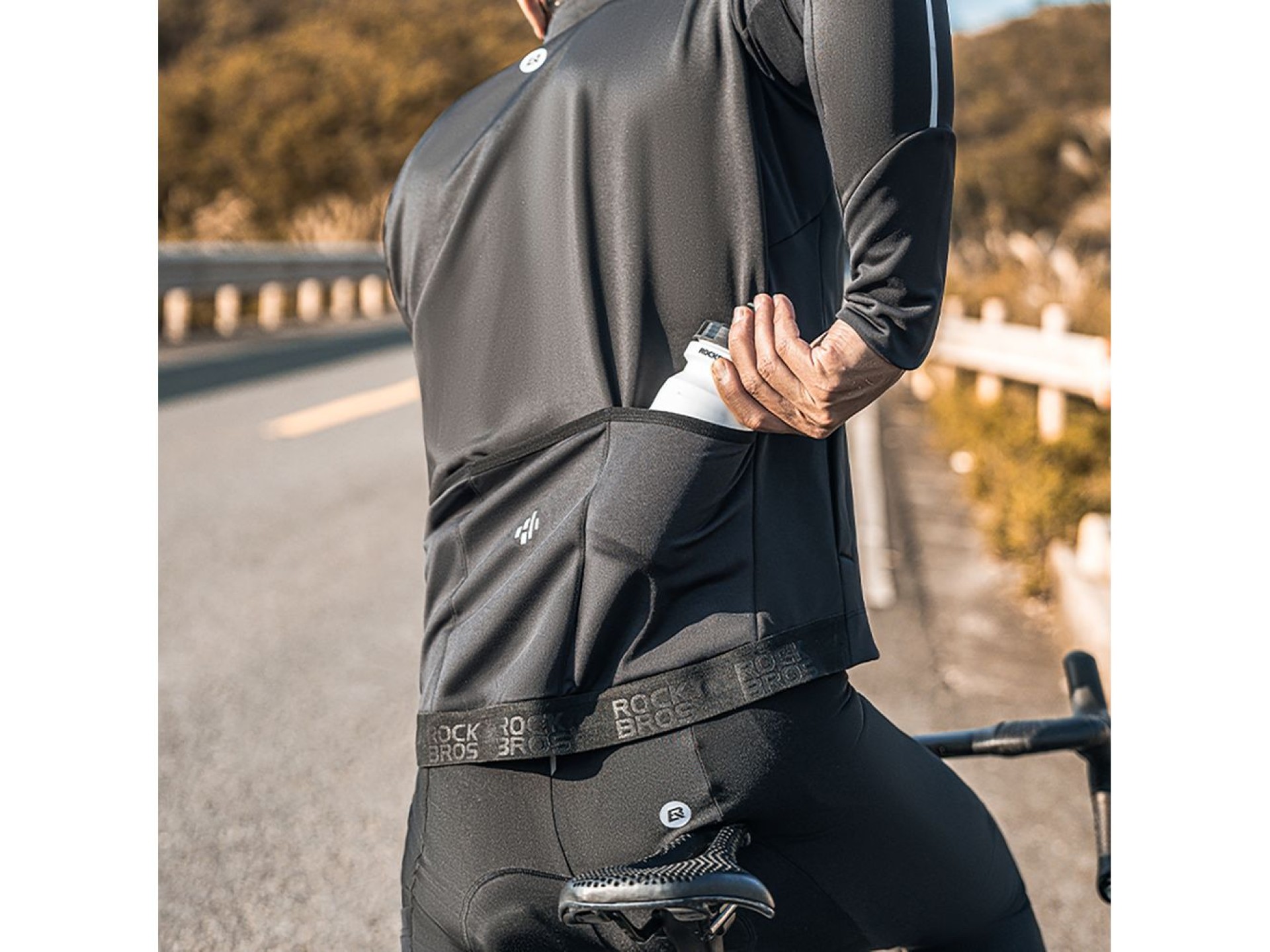 Jaqueta de ciclismo de manga comprida Rockbros Outono/Inverno, tamanho XL - Preta