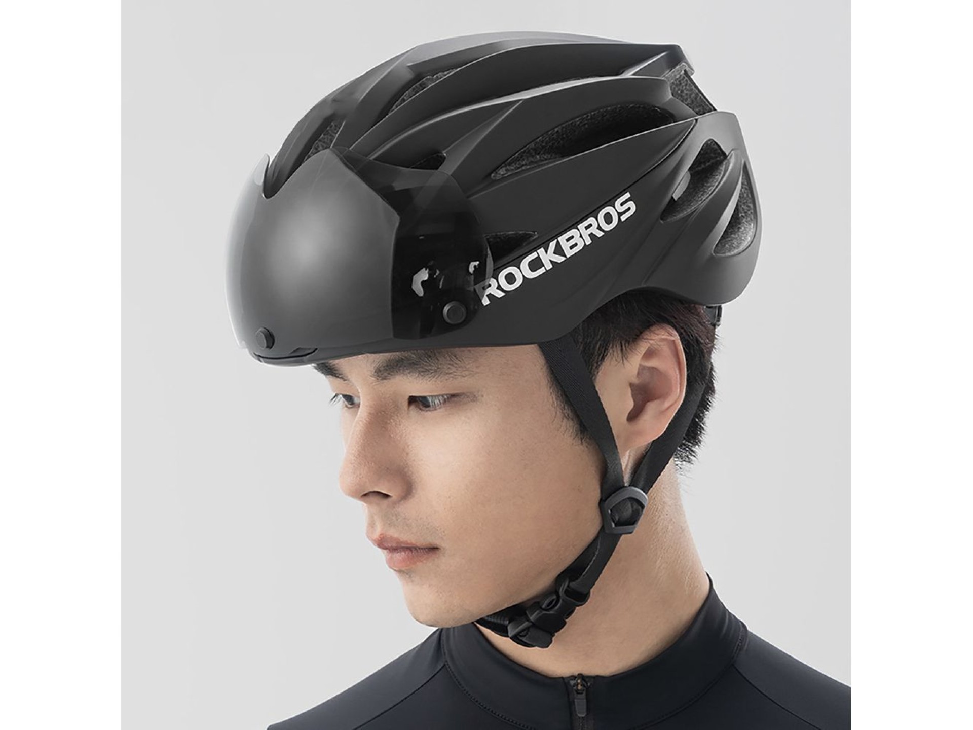 Casco de bicicleta Rockbros con visera, gafas protectoras UV desmontables, unisex - Negro/Marrón