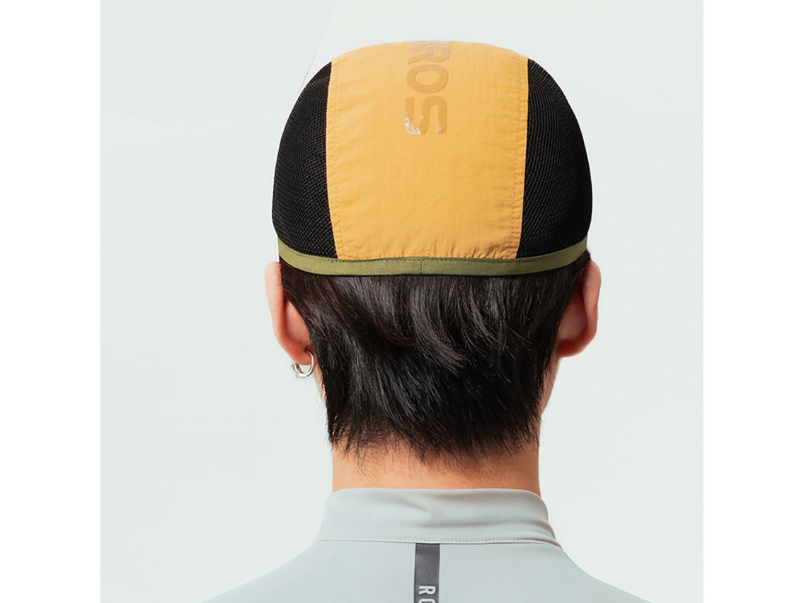 Bon� de ciclismo Rockbros com viseira, capa para capacete - Amarelo