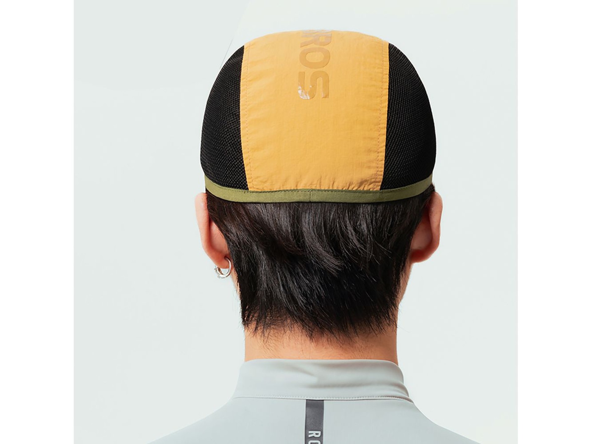 Boné de ciclismo Rockbros com viseira, capa para capacete - Amarelo
