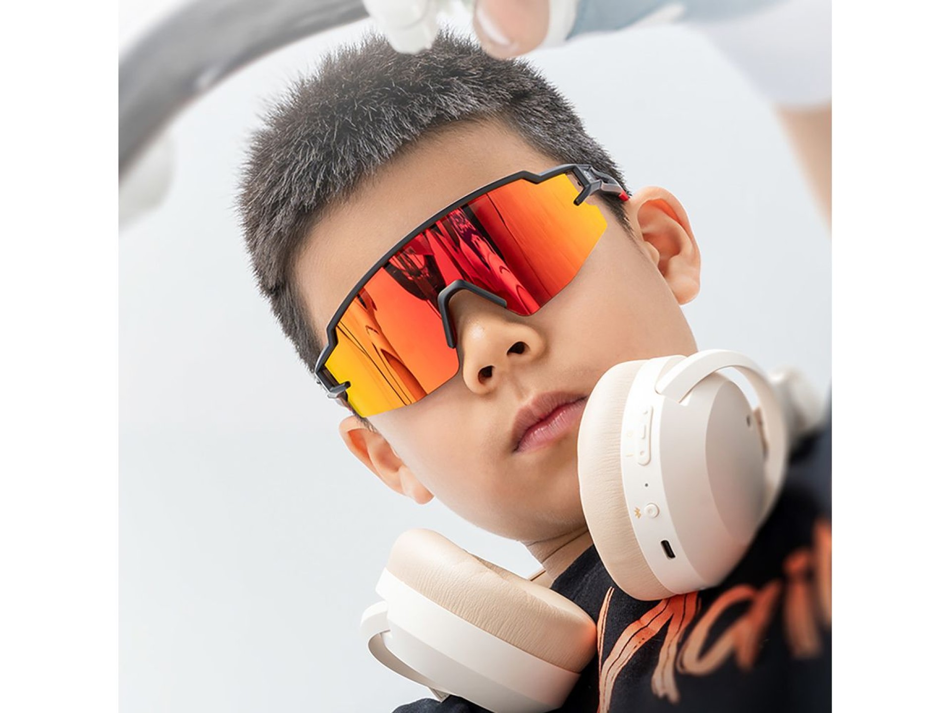 Óculos de ciclismo infantis Rockbros, polarizados, com proteção UV, pretos.
