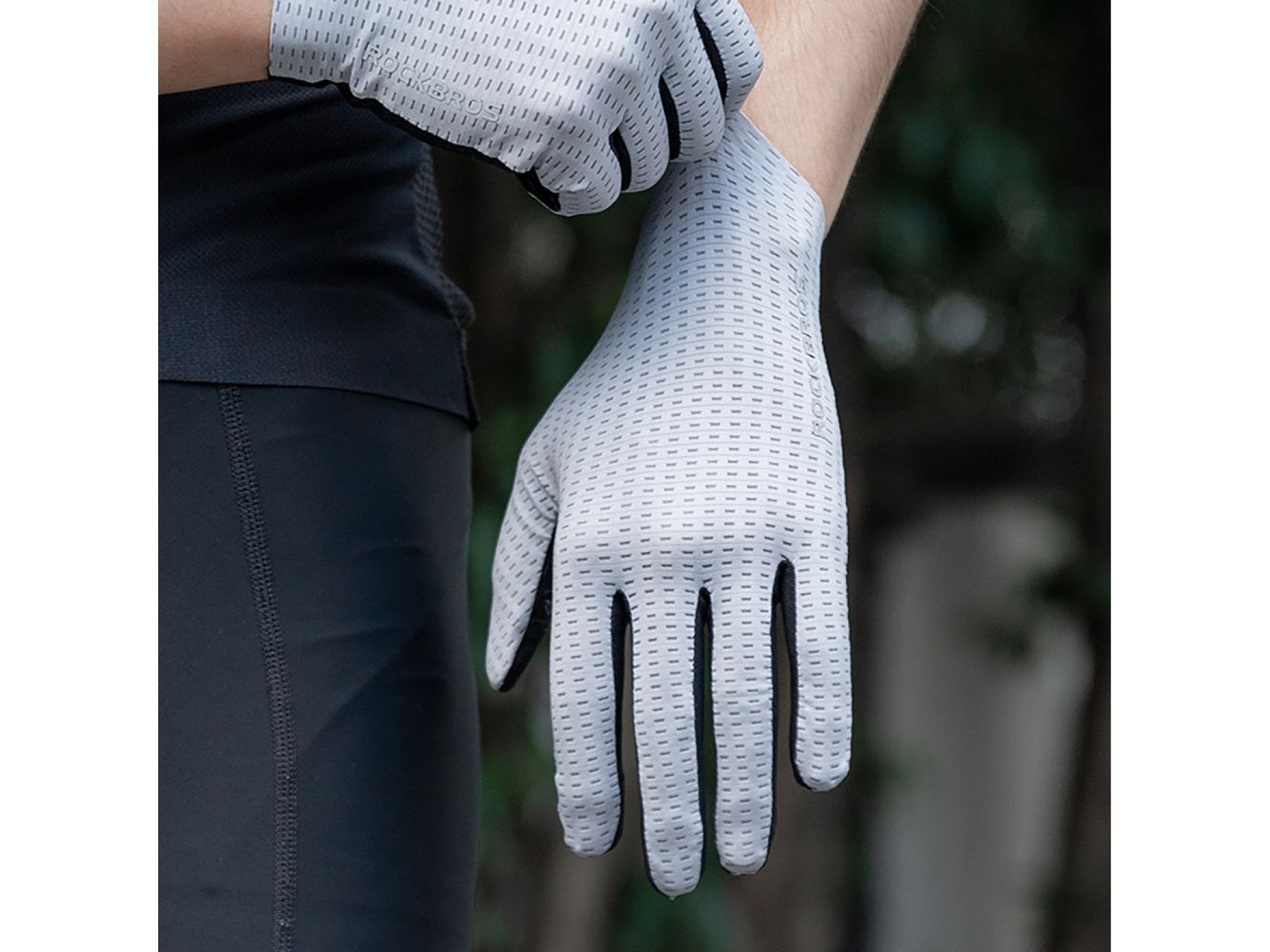 Rockbros Breathable Full Finger Cycling Gloves, Size: L - Green