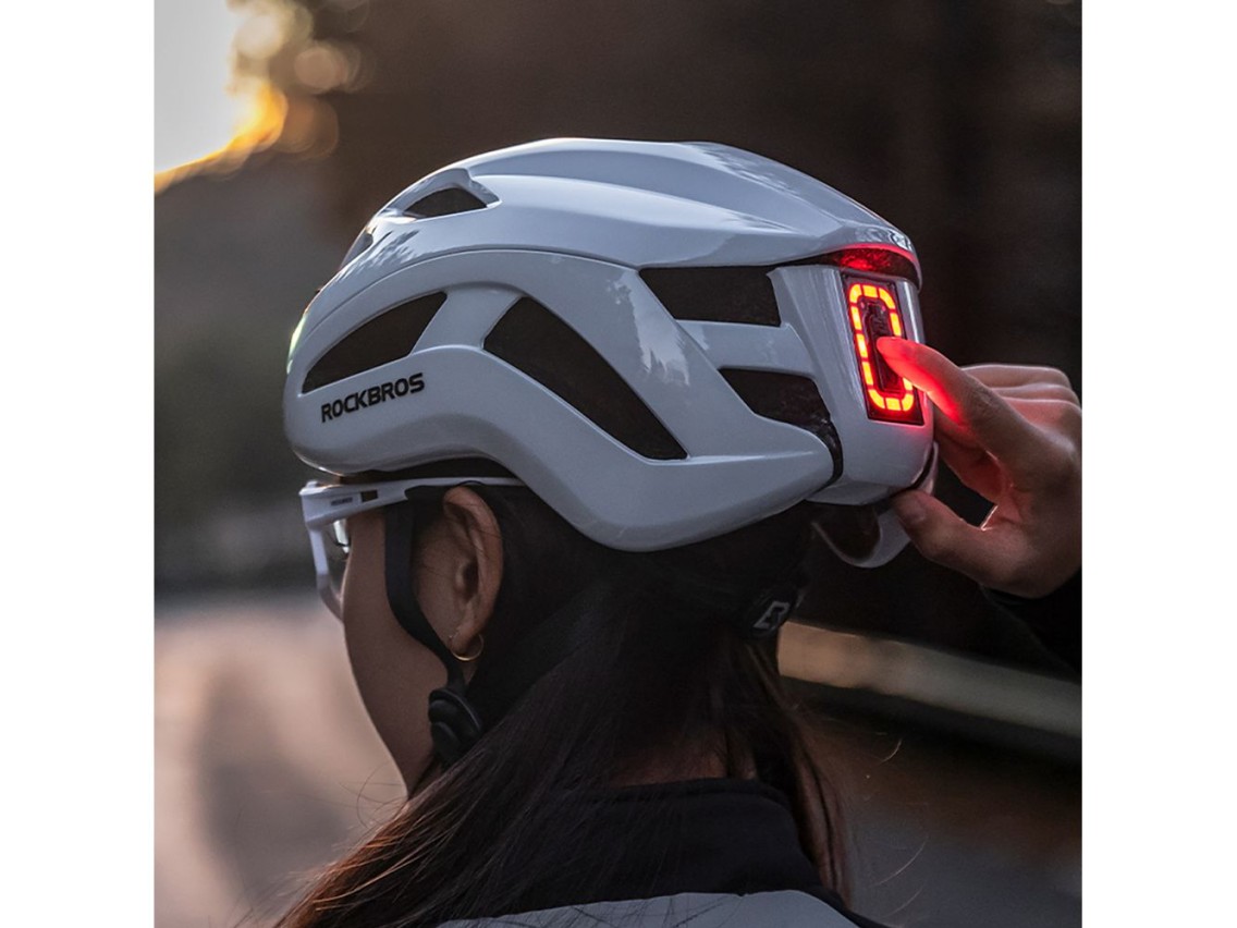 Rockbros ZK-077 Bicycle Helmet with Integrated Multi-Directional Lighting 57-61 cm - White