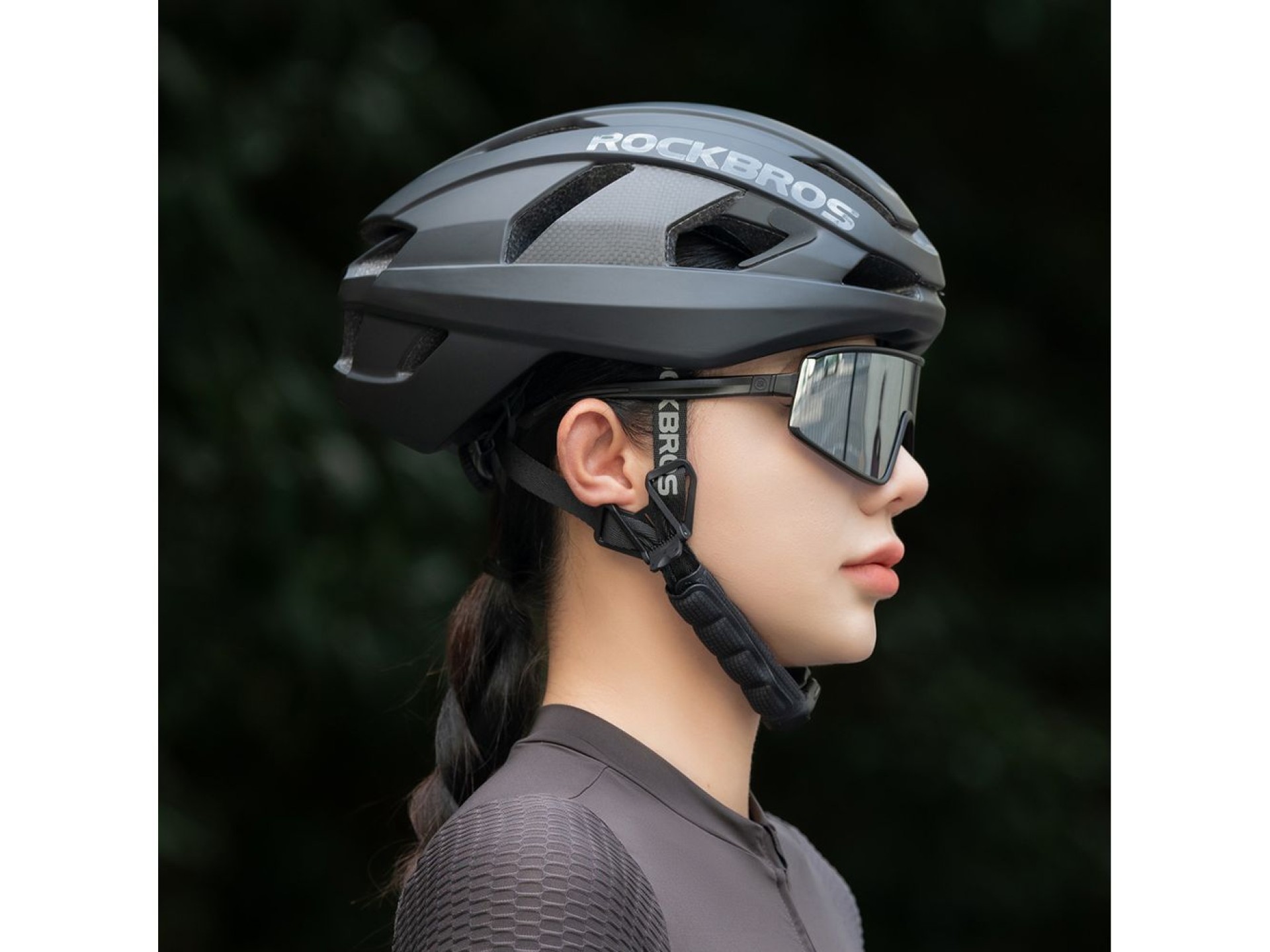 Capacete de ciclismo Rockbros LK-15 em fibra de carbono, tamanhos 58-62 cm - Preto