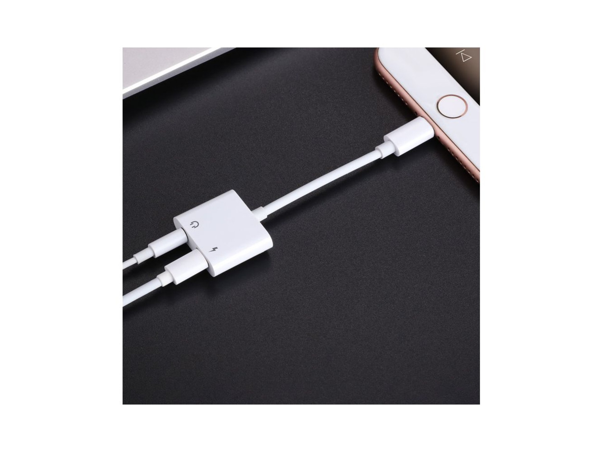 Joyroom S-Y104 headphone adapter Lightning - Lightning / mini jack 3.5mm - white