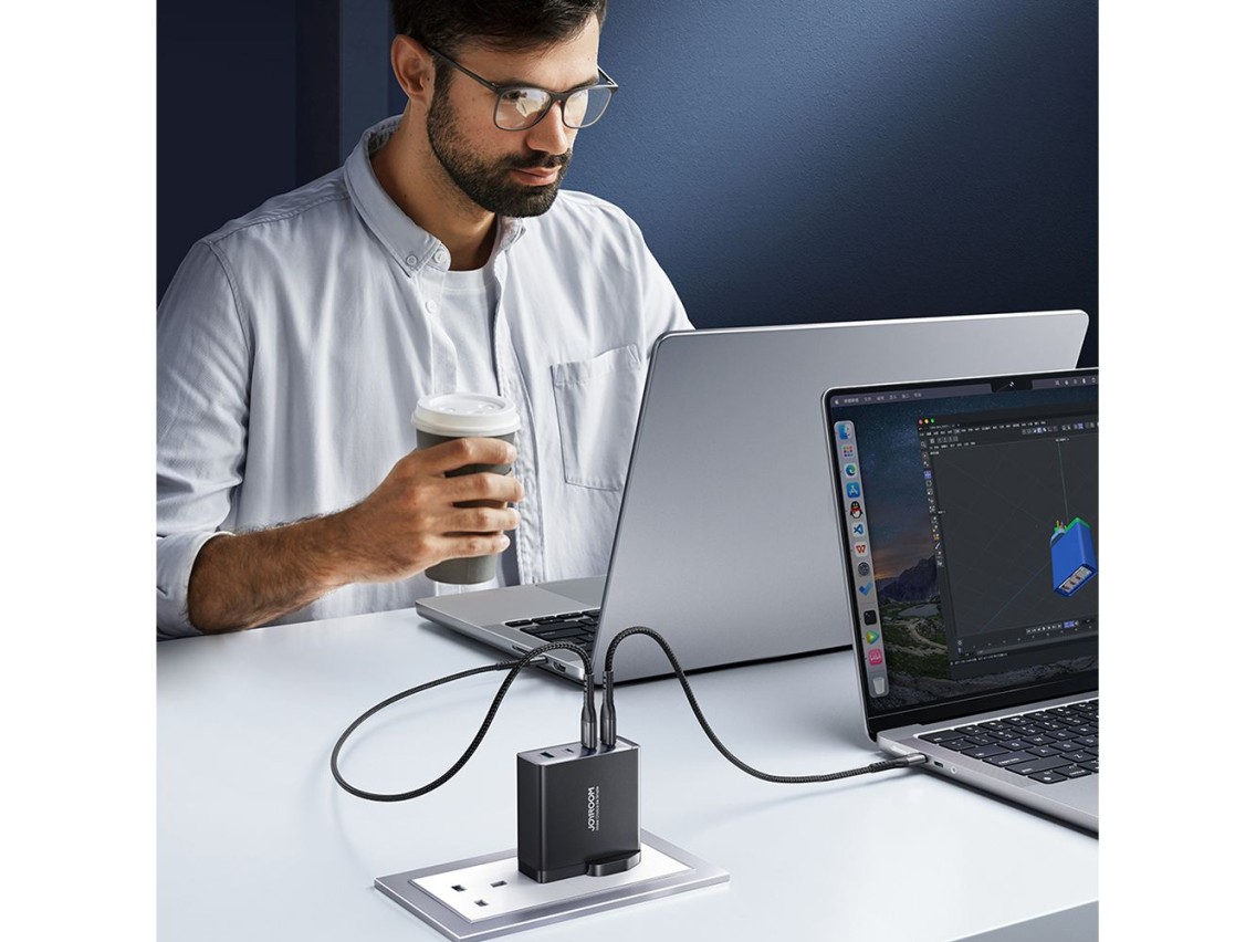 Carregador GaN Joyroom JR-TCG05UK 140W 3x USB-C USB-A + USB-C / Cabo USB-C 240W 1,2m