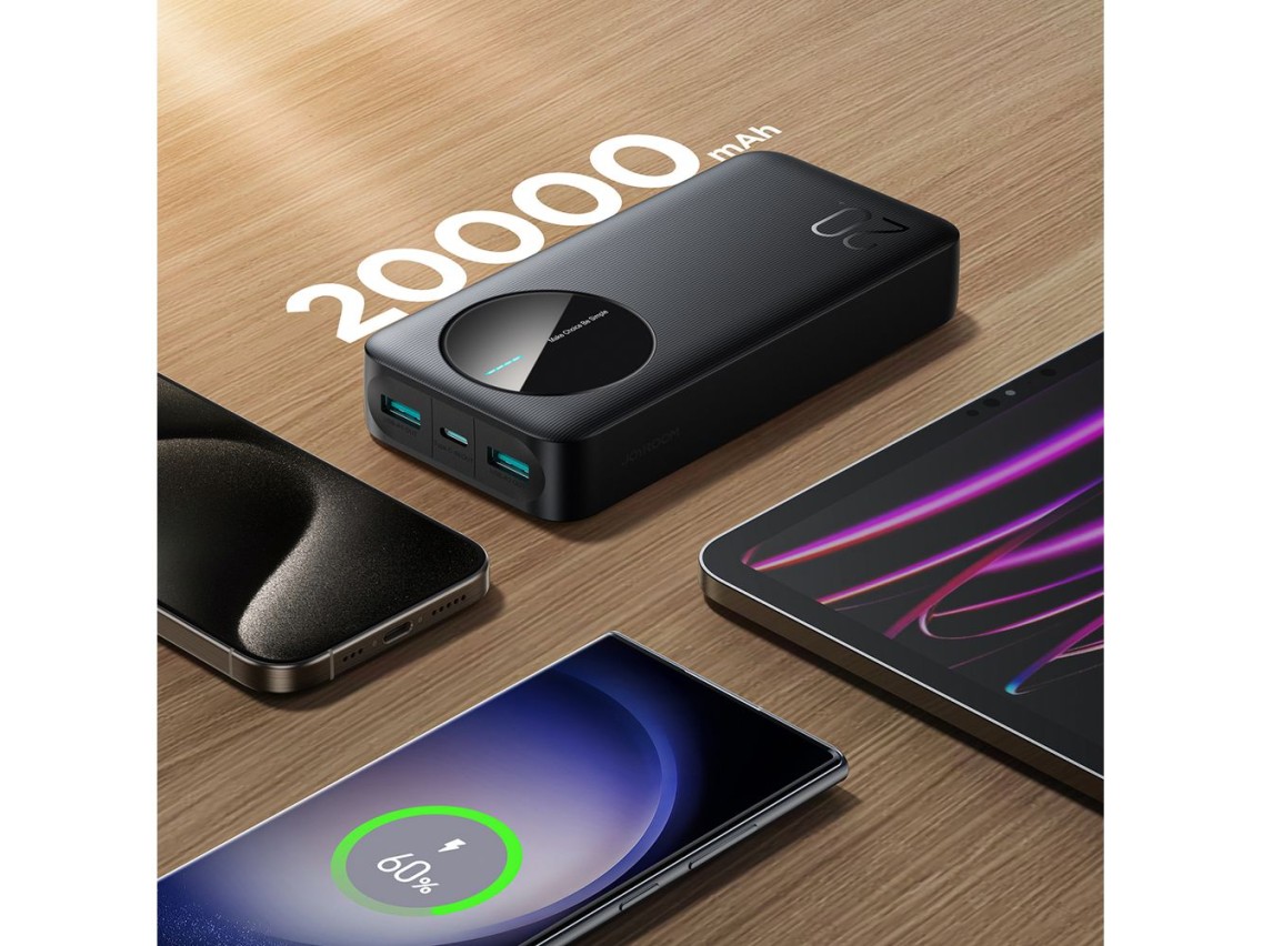 Batería externa Joyroom JR-PBF14 de 20000 mAh y 2,4 A con 2 puertos USB-A y 1 puerto USB-C (negra).
