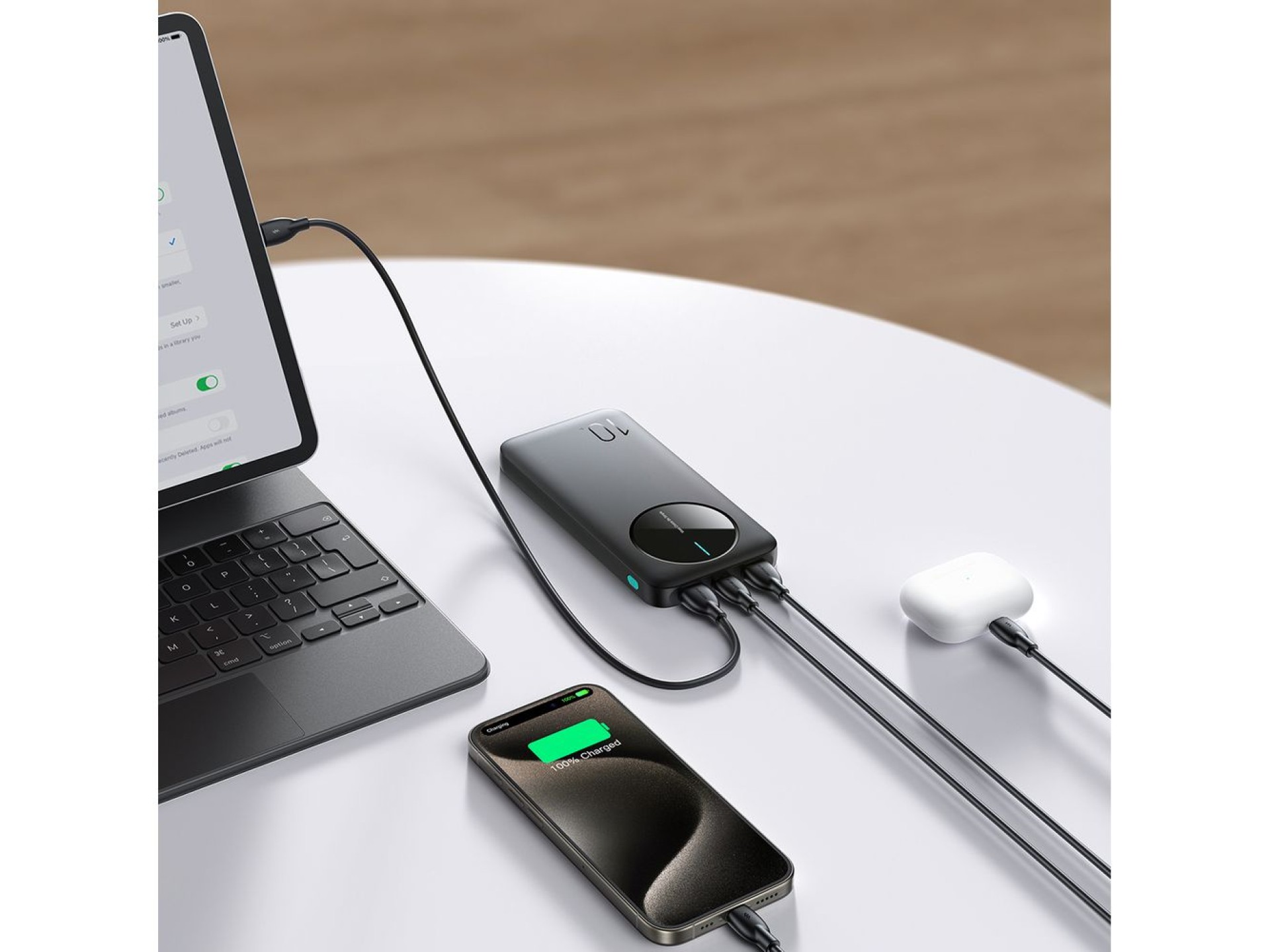Powerbank Joyroom JR-PBF12 10000mAh 2.4A 2x USB-A 1x USB-C - black