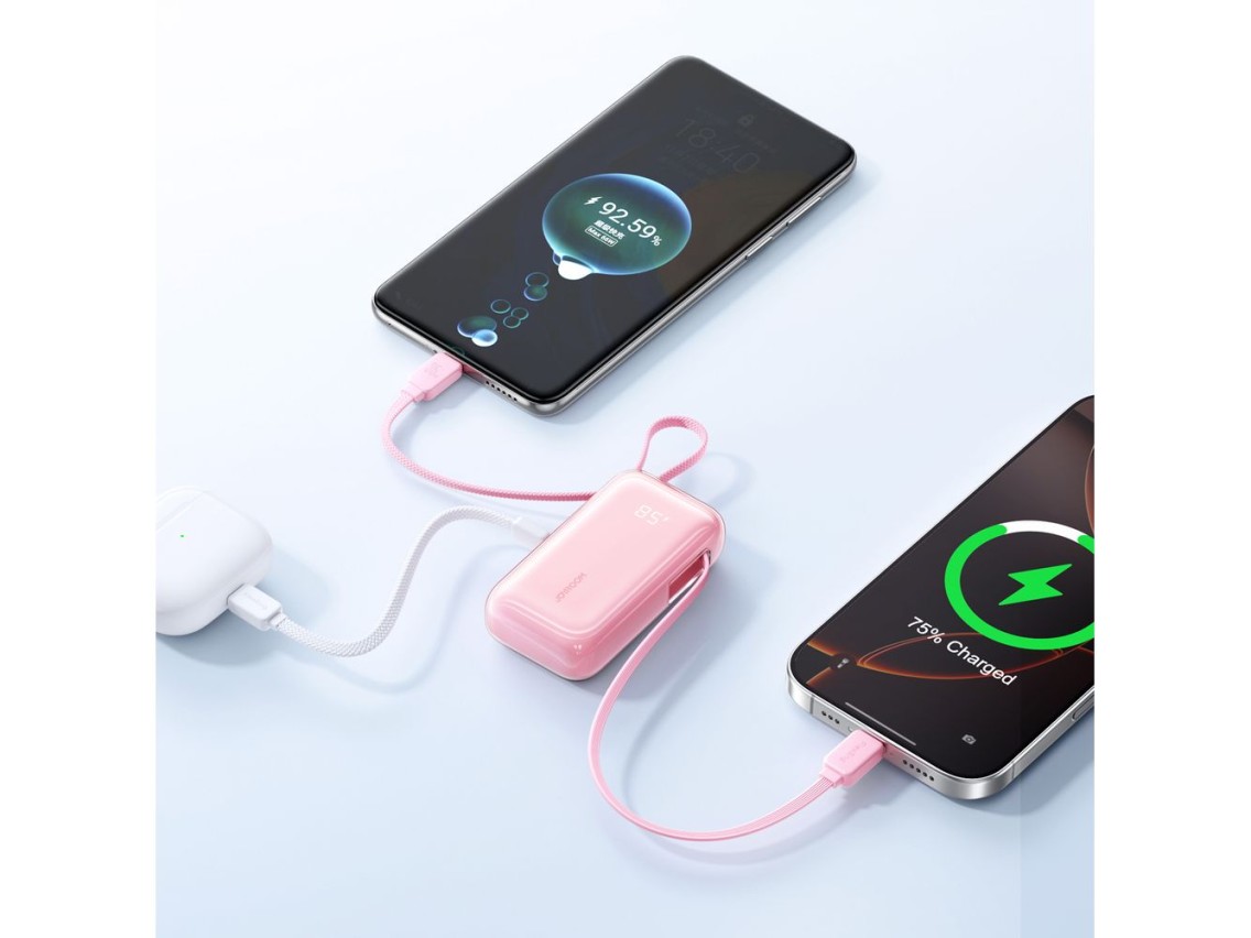 Joyroom JR-PR2L 10000mAh 35W Power Bank with Built-in Retractable USB-C Cable and Lightning Lanyard