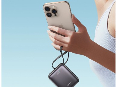 Joyroom JR-PBF27 10000mAh 22.5W Powerbank with Built-in USB-C and Lightning Cables - Black