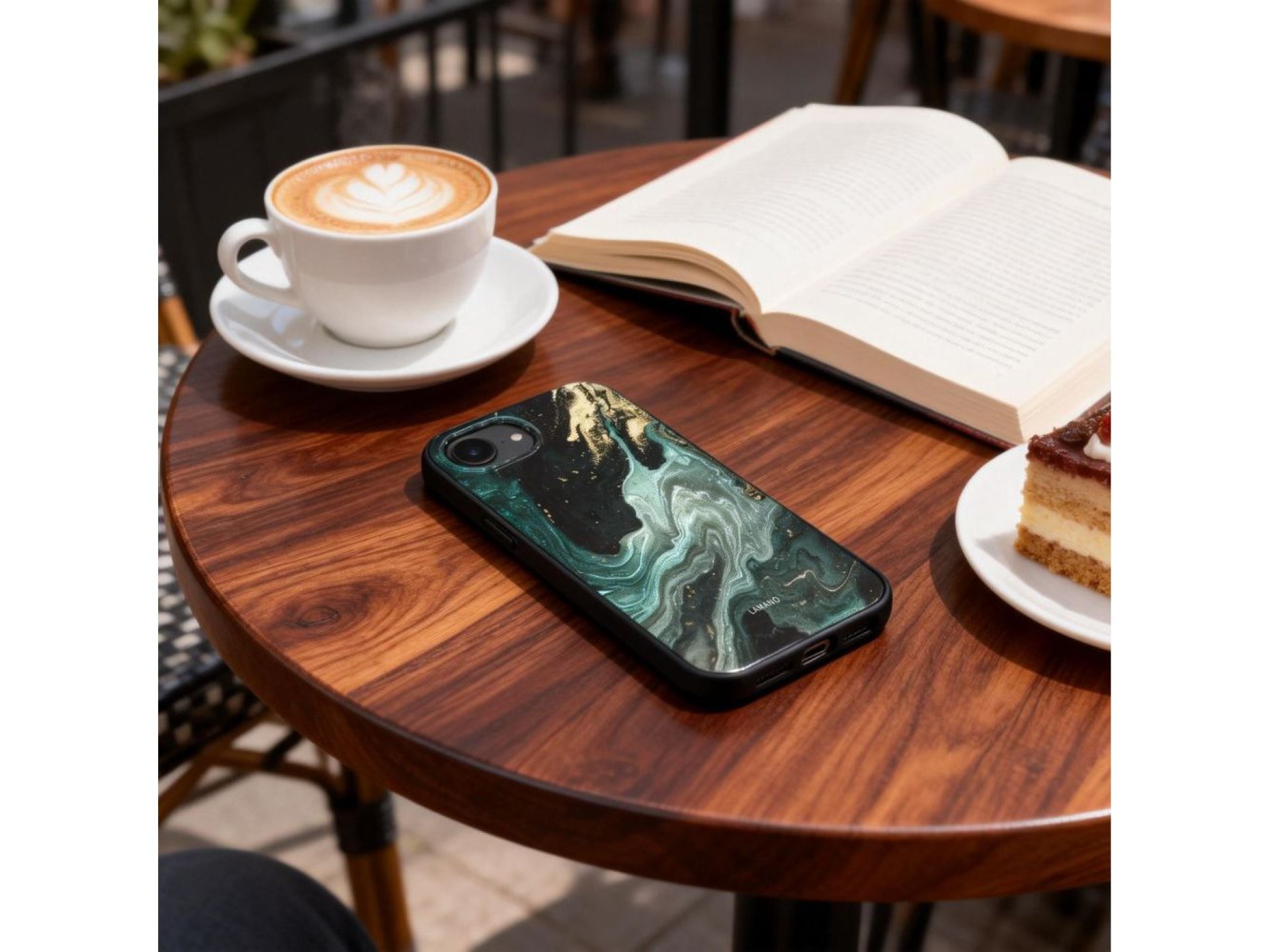 Capa Tech-Protect Lamano MagSafe para iPhone 16e / 17e - Preta e Verde