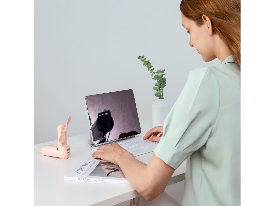 Ventilador portátil Jisulife Life8 con USB, función de batería externa de 2000 mAh y linterna - Rosa