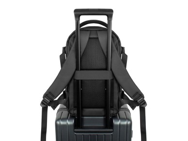 Mochila de viaje Wozinsky WPW-20L con bolsillo para port�til de 40x20x25 cm para la bodega del equip