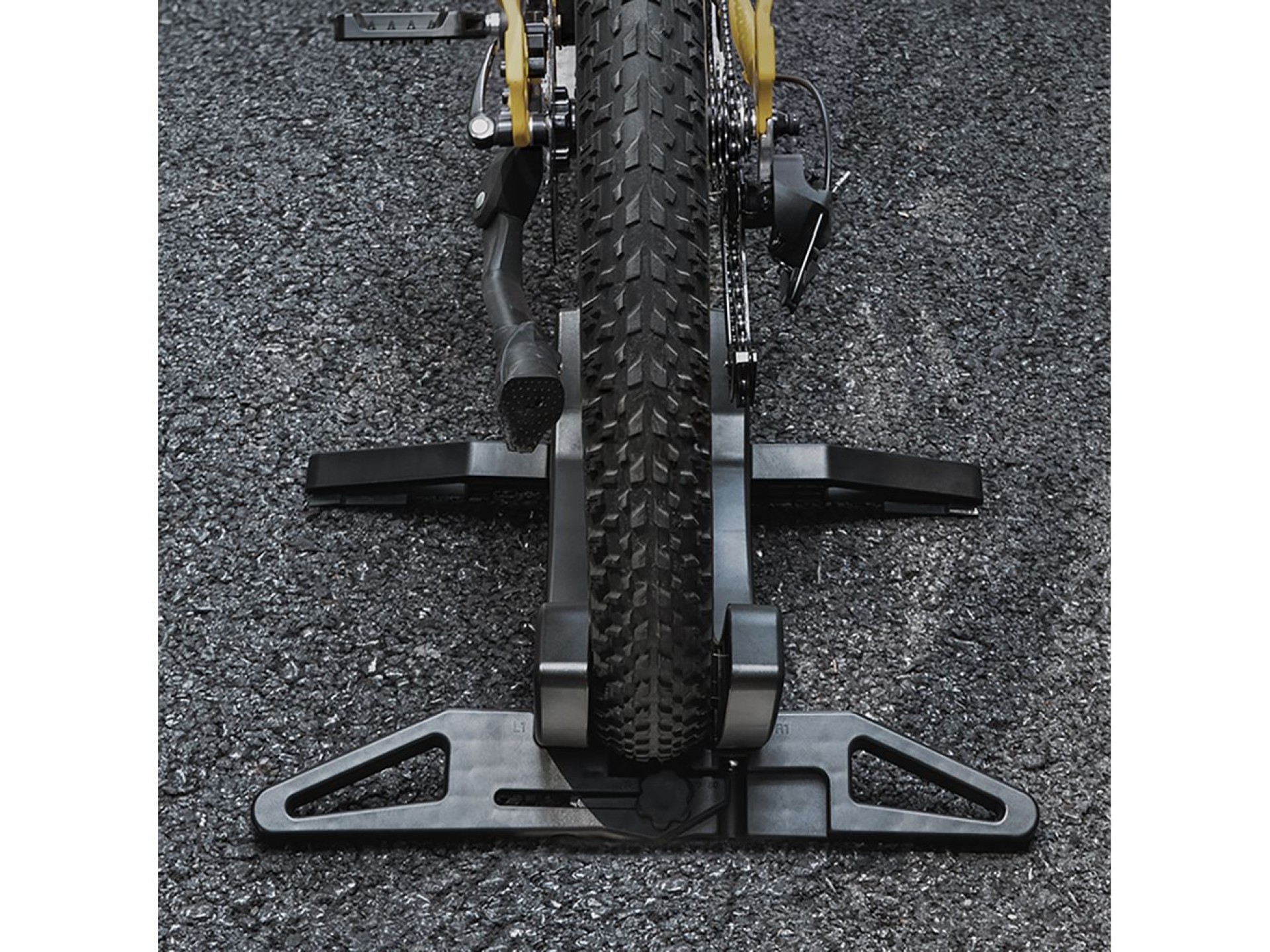 Soporte para bicicleta Wozinsky WSR-02, estable, para ruedas de bicicleta - negro