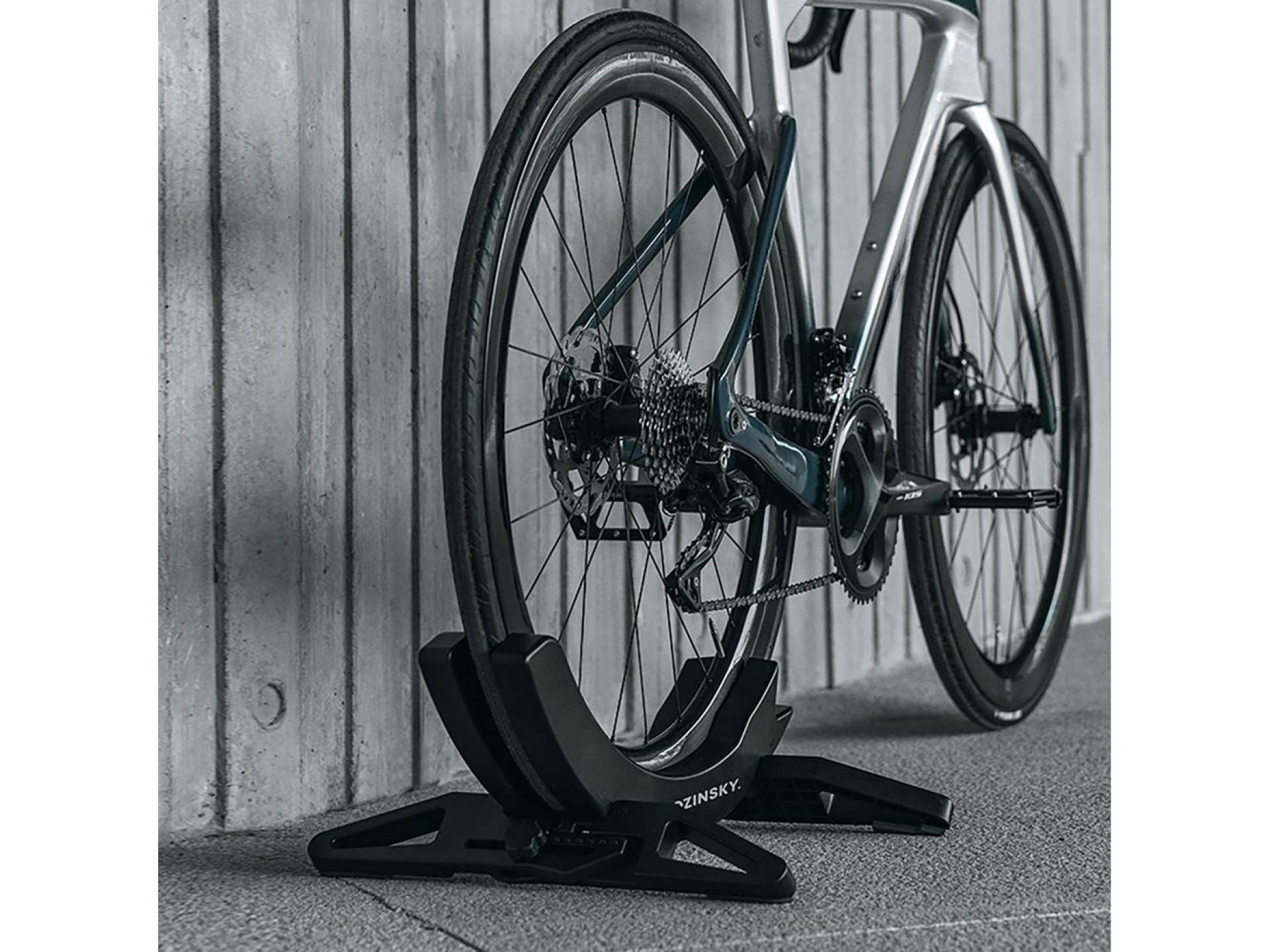 Soporte para bicicleta Wozinsky WSR-02, estable, para ruedas de bicicleta - negro