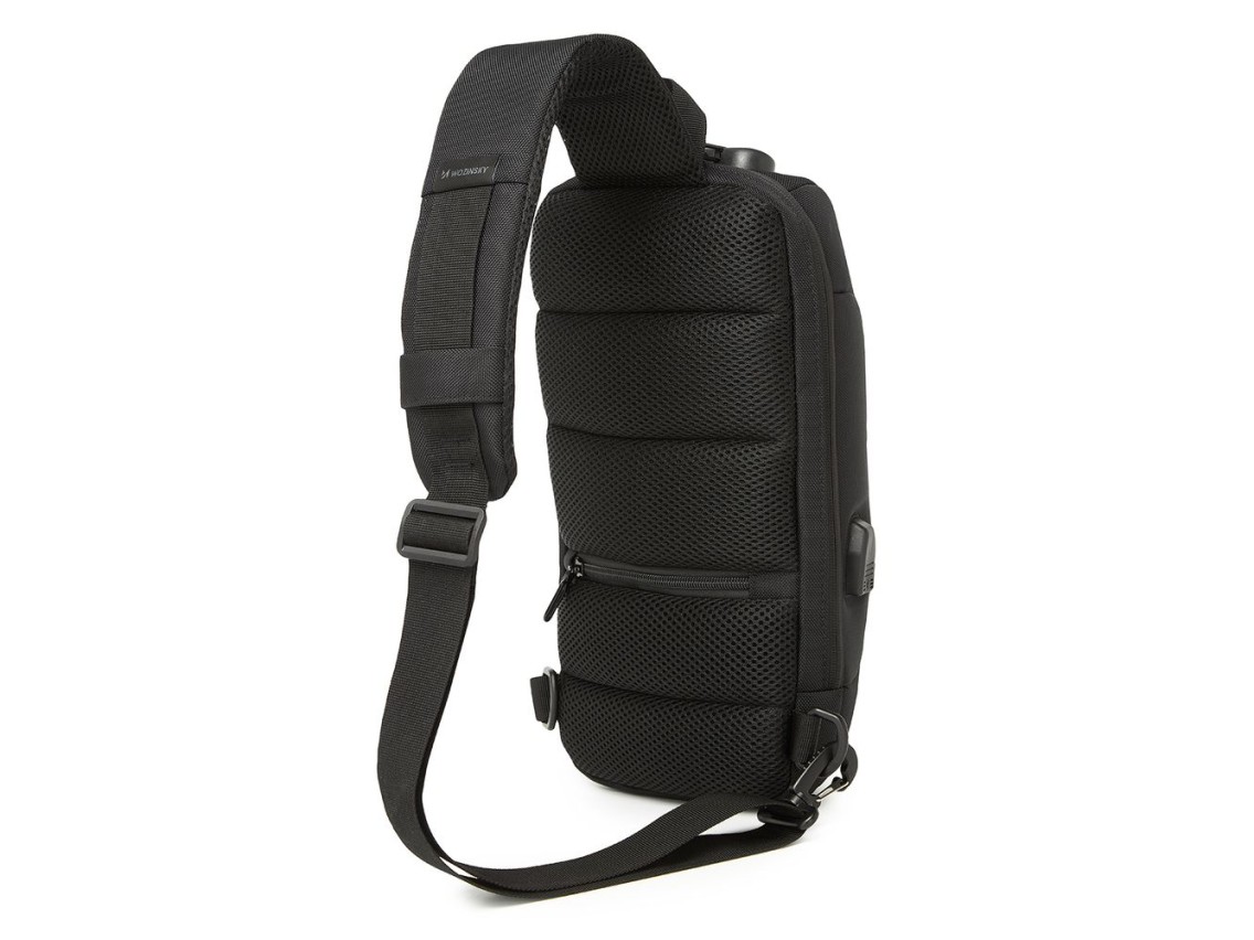 Mochila urbana premium Wozinsky com alça única, sistema antifurto, organizador e entrada USB - Preta