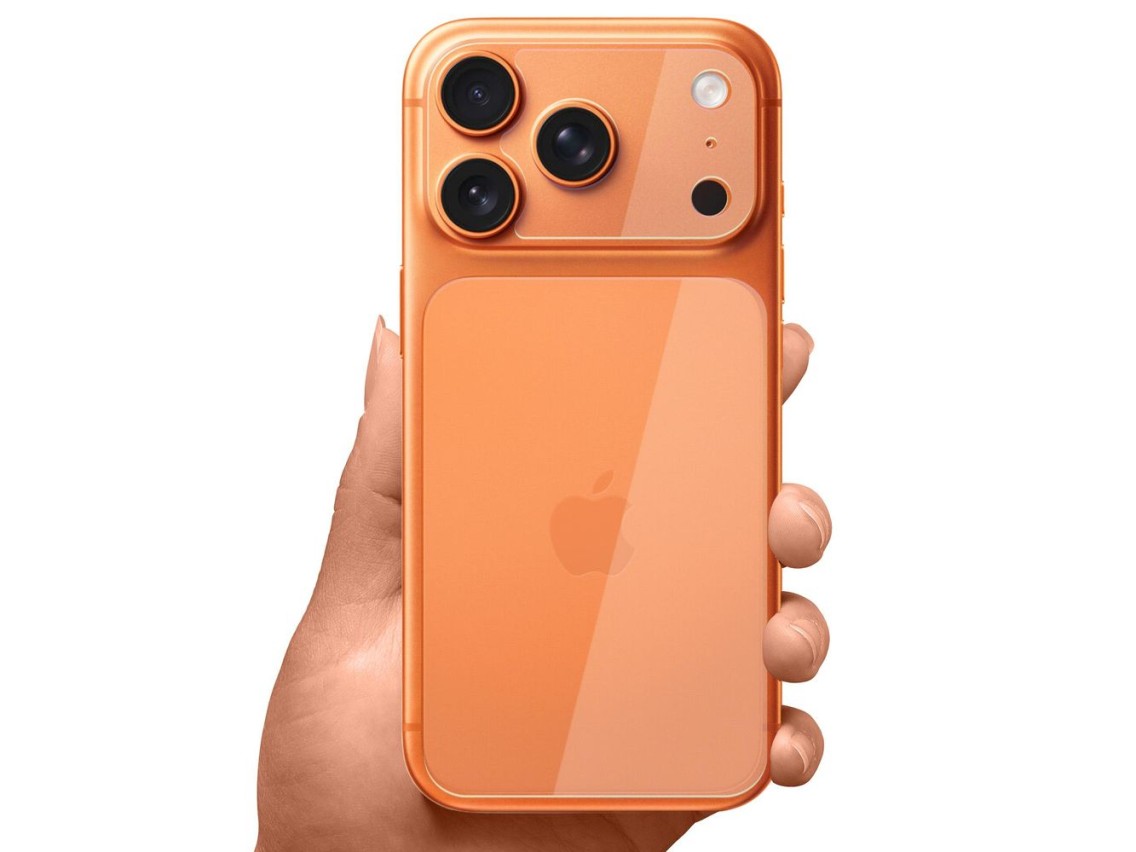 3mk ARC+ protective film for iPhone 17 Pro Max