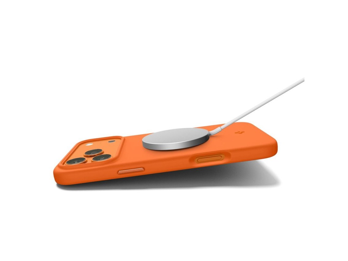 Spigen Silicone Fit Mag Case for iPhone 17 Pro - Orange