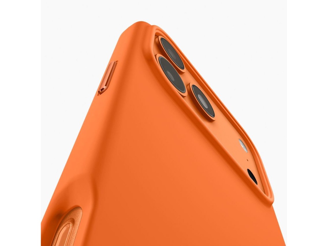 Spigen Silicone Fit Mag Case for iPhone 17 Pro - Orange