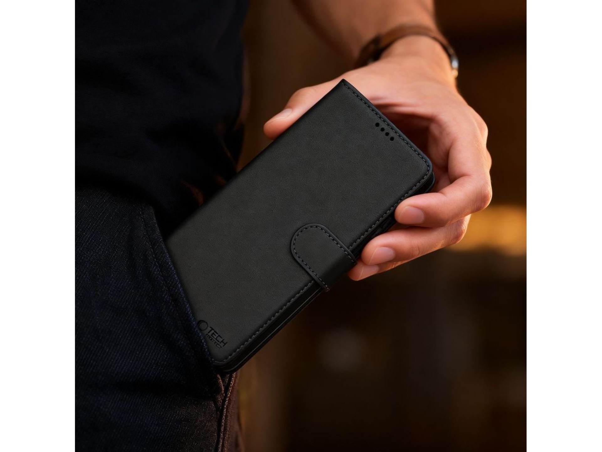 Capa Tech-Protect Wallet MagSafe para Samsung Galaxy S26 Ultra - Preto Fosco