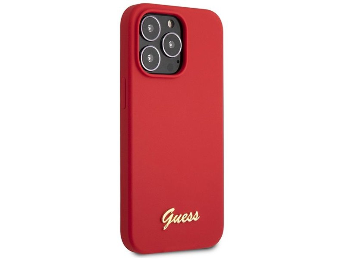 Capa rígida Guess GUHCP13XLSLMGRE para iPhone 13 Pro Max 6.7" nas cores vermelho/bordô, com logotipo