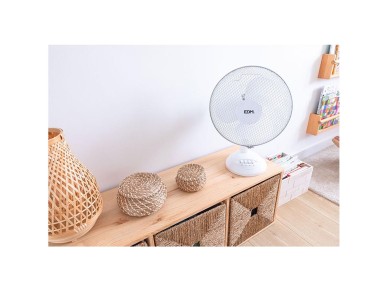 Ventilador de sobremesa blanco: 35w, 53,4 db, aspas: �30 x 48 cm