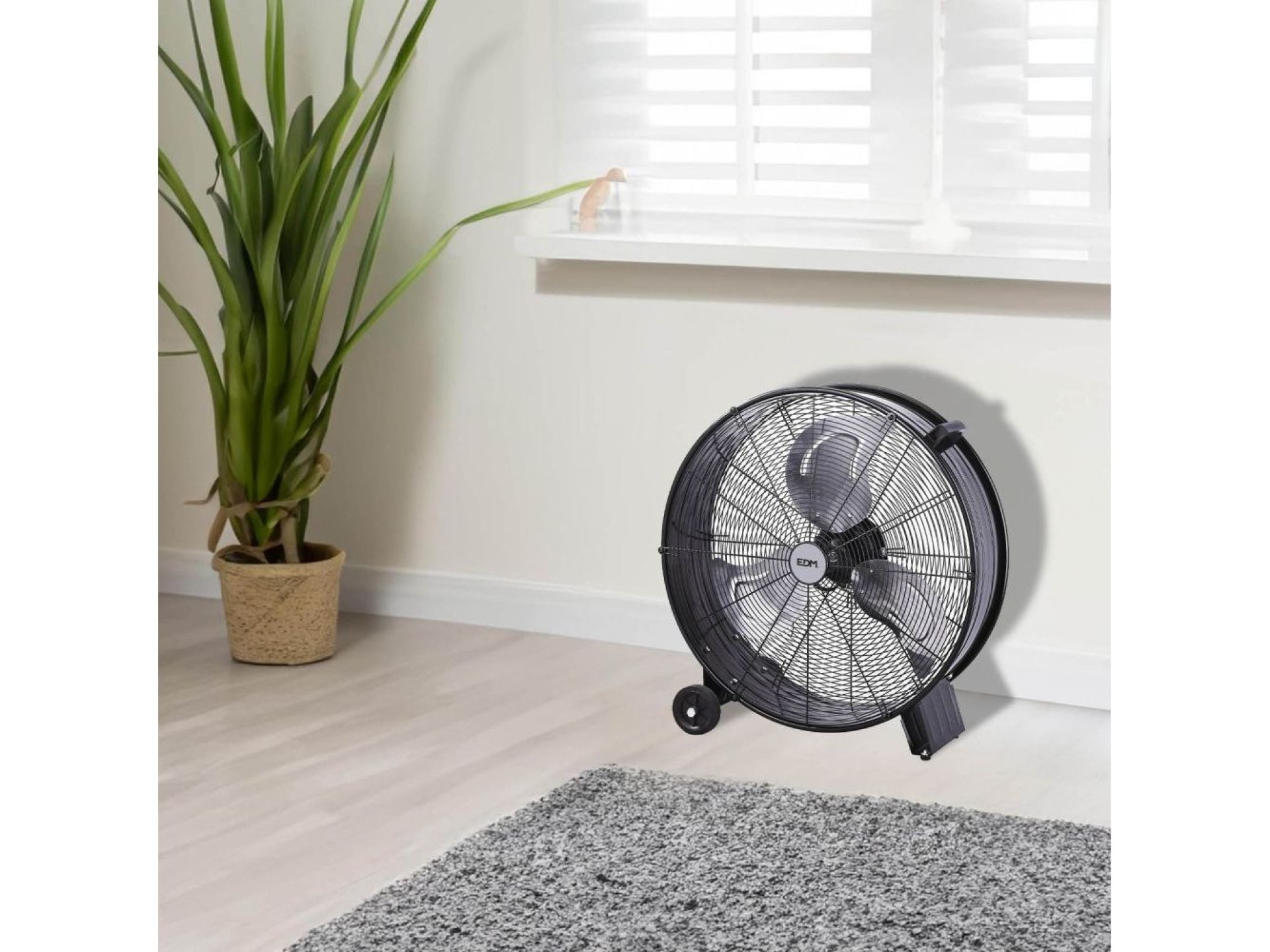 Industrial floor fan, with wheels black 180 w, 59,8 db, ø65 cm