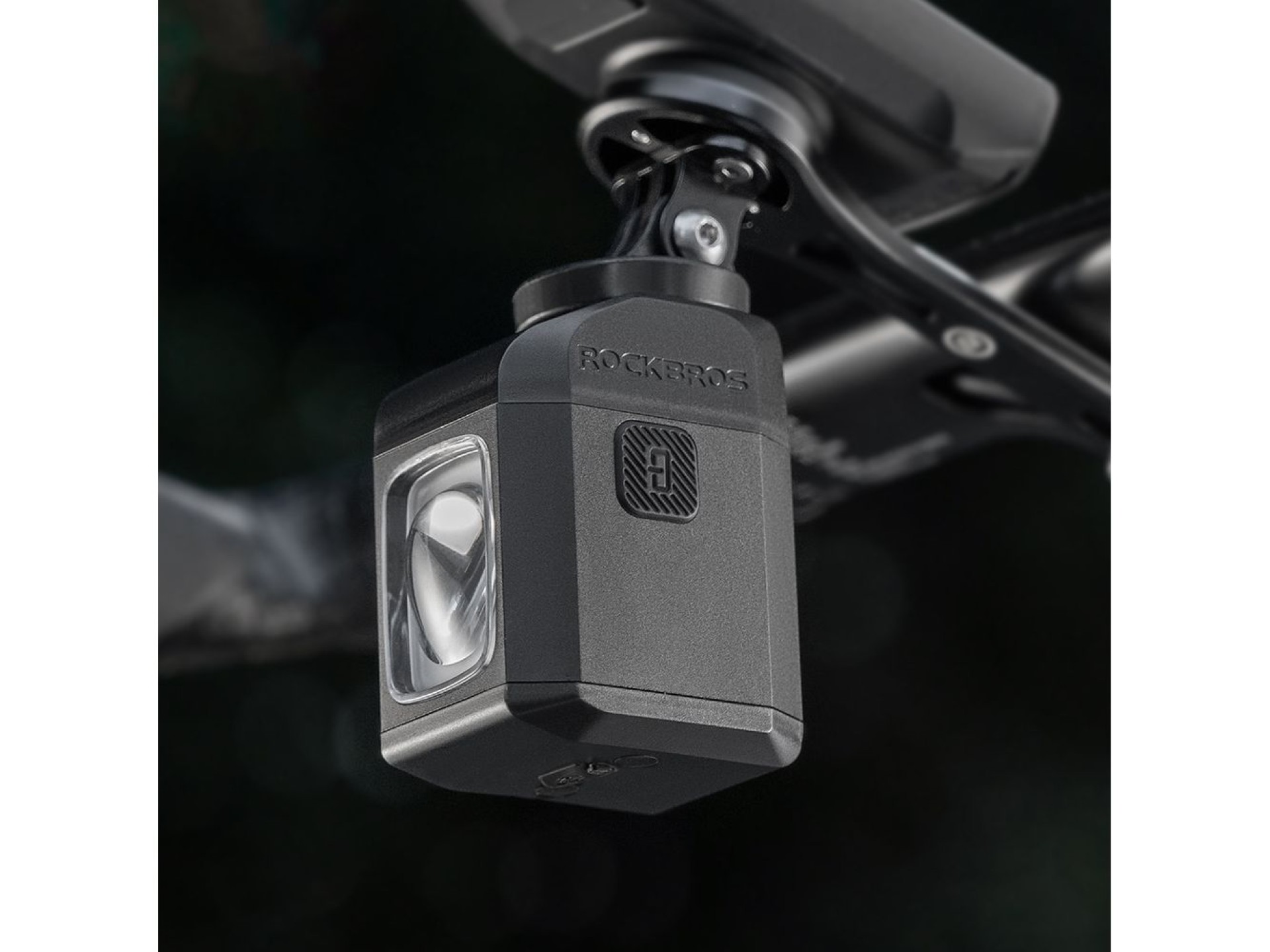 Rockbros M8 1600lm front bike light with remote control 10m rechargeable 4000 mAh - black