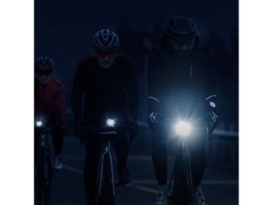 Luz delantera recargable para bicicleta Rockbros M6 de 1000 lm y 2800 mAh - negra Luz delantera recargable para bicicleta Rockbros M6 de 1000 lm y 2800 mAh - negra