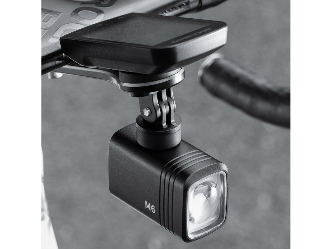 Luz dianteira recarregável para bicicleta Rockbros M6 1000 lm 2800 mAh - preta