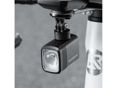 Luz delantera recargable para bicicleta Rockbros M6 de 1000 lm y 2800 mAh - negra Luz delantera recargable para bicicleta Rockbros M6 de 1000 lm y 2800 mAh - negra