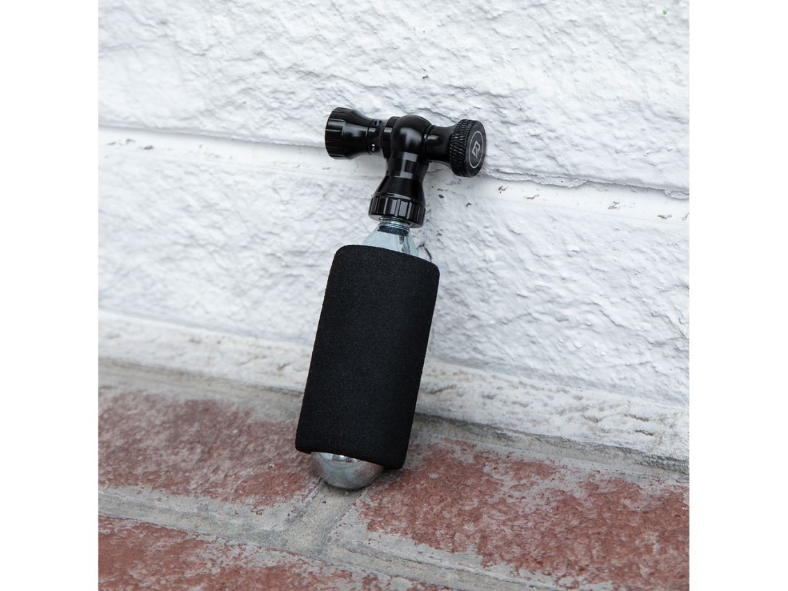 Bomba de CO2 Rockbros, cabezal de válvula de aleación de aluminio, sin cartucho, compatible con válv