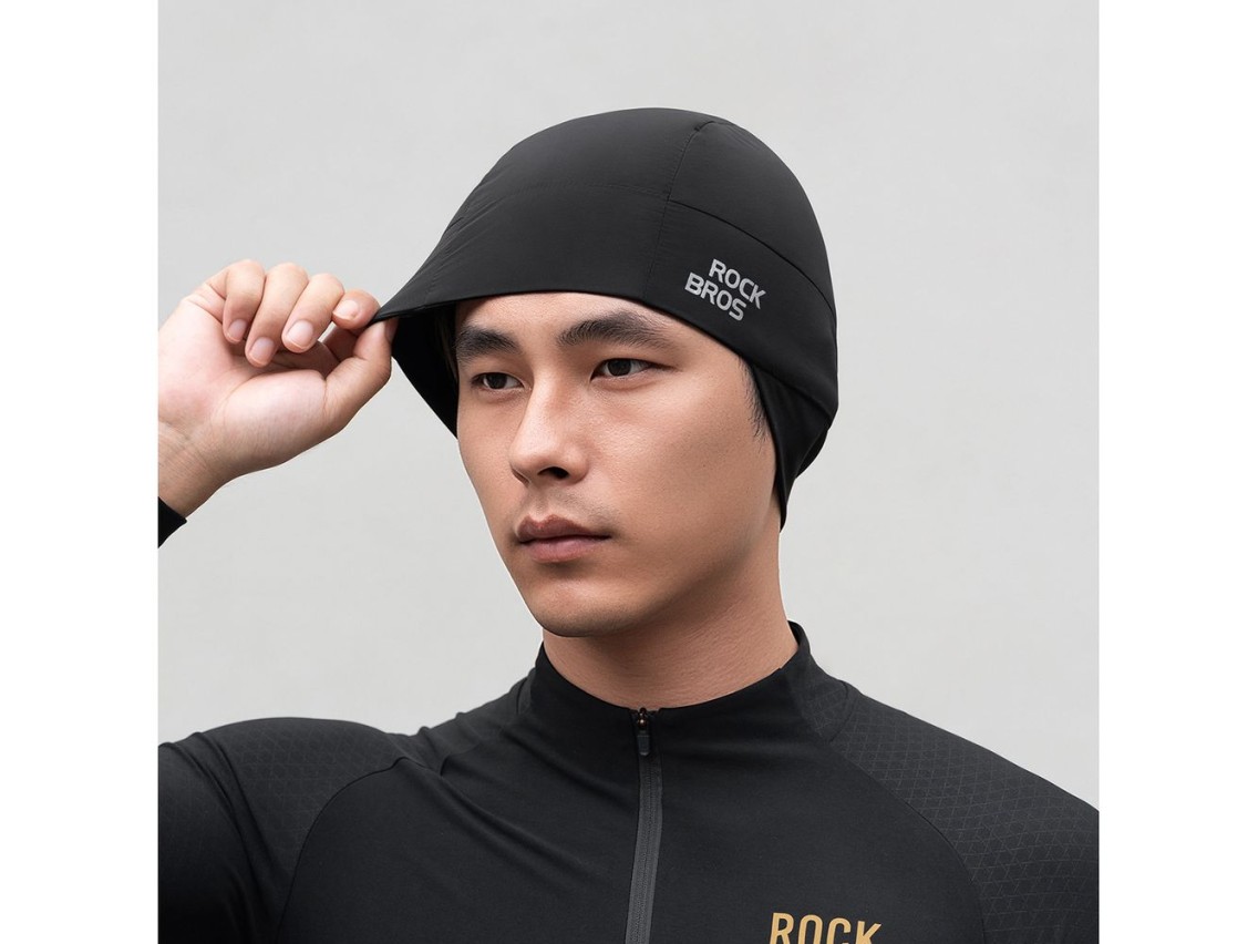 Rockbros M015 Winter Reversible Cycling Cap Size 54-61 cm - Black