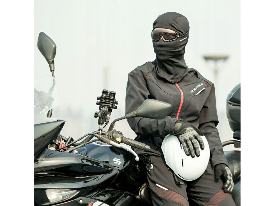 Balaclava esportiva isolante Rockbros LF7345BK - preta