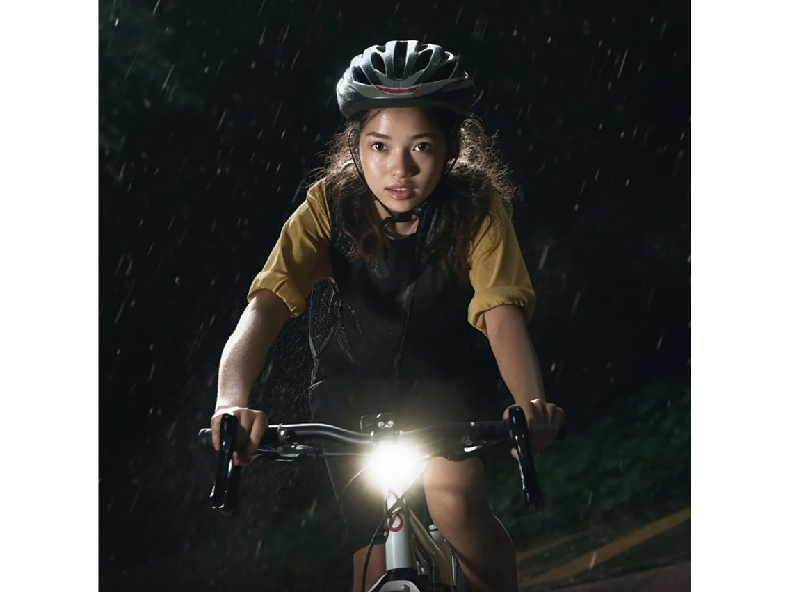 Luz dianteira para bicicleta Rockbros RHL1500 5000mAh 1500lm IPX6 - preta