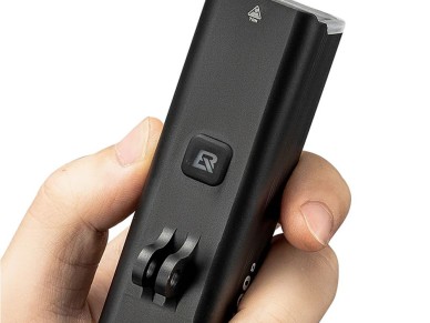 Luz delantera para bicicleta Rockbros RHL1500 5000mAh 1500lm IPX6 - negra Luz delantera para bicicleta Rockbros RHL1500 5000mAh 1500lm IPX6 - negra