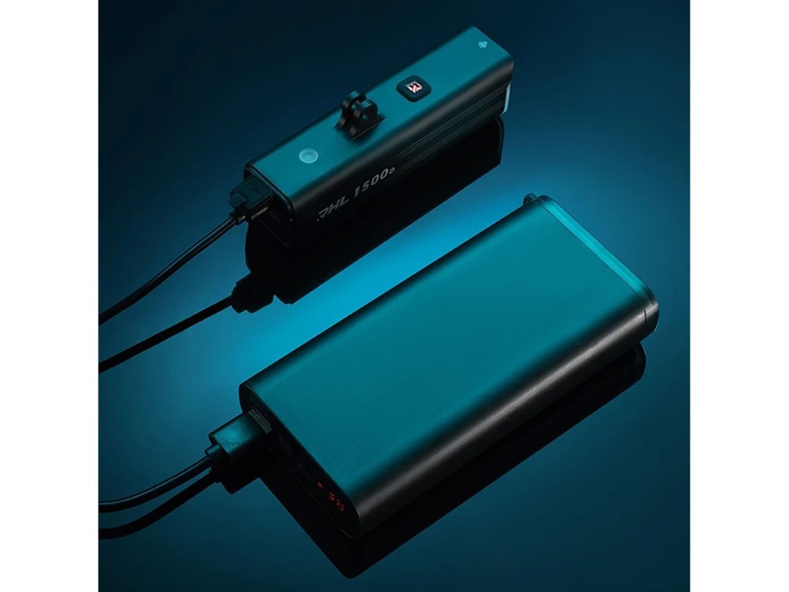 Luz dianteira para bicicleta Rockbros RHL1500 5000mAh 1500lm IPX6 - preta
