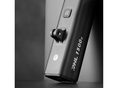Luz delantera para bicicleta Rockbros RHL1500 5000mAh 1500lm IPX6 - negra Luz delantera para bicicleta Rockbros RHL1500 5000mAh 1500lm IPX6 - negra