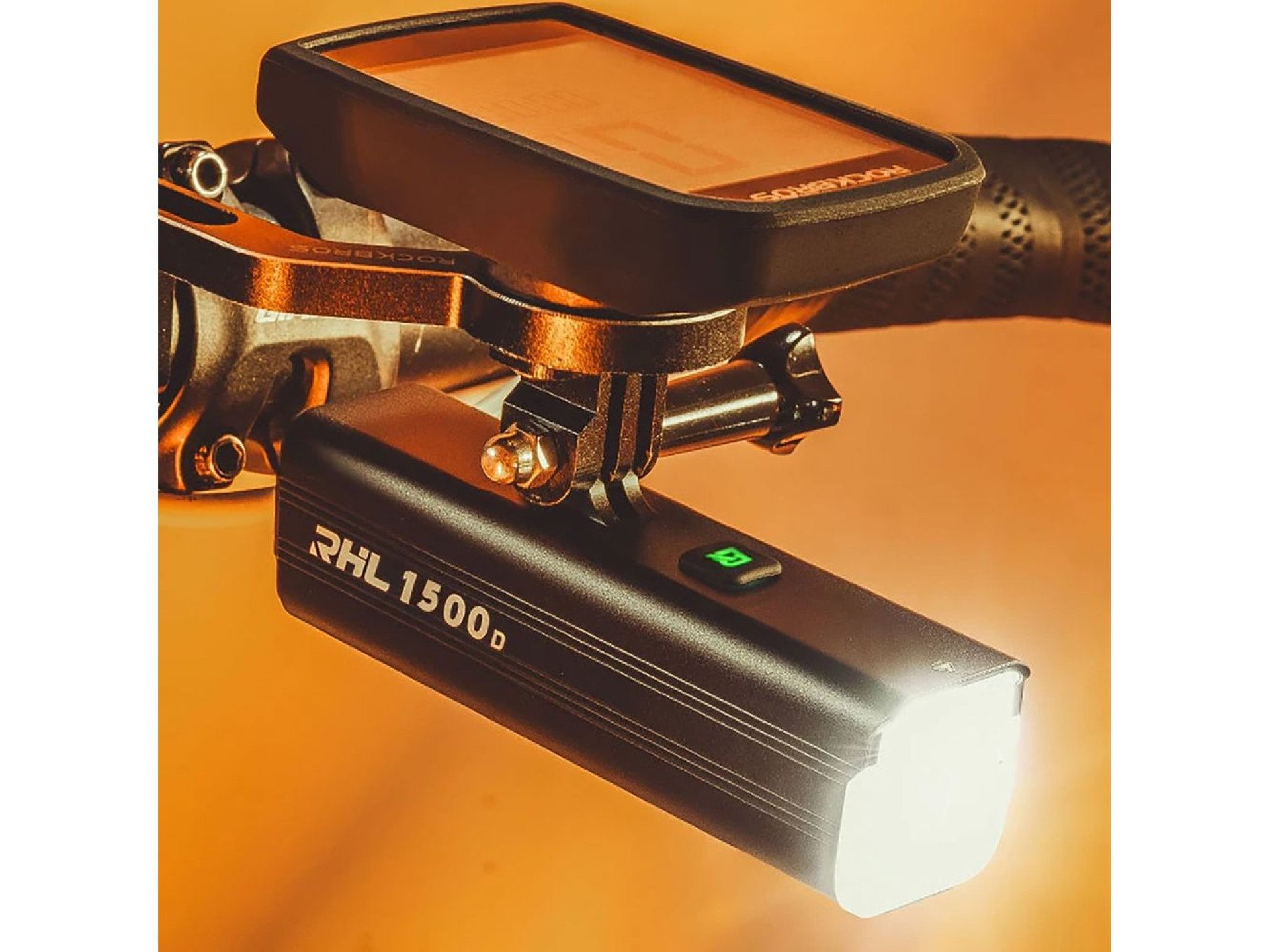 Luz dianteira para bicicleta Rockbros RHL1500 5000mAh 1500lm IPX6 - preta