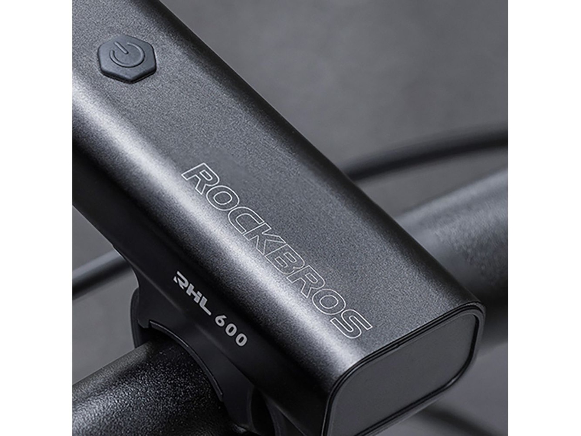 Luz dianteira para bicicleta Rockbros RHL600, 600lm, 2600mAh, IPX6 - preta