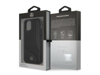 Capa Mercedes em couro perfurado para iPhone 12 Pro Max - Preta Capa Mercedes em couro perfurado para iPhone 12 Pro Max - Preta